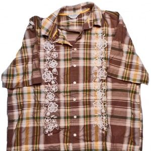 one XL plaid button up Hawaiian shirt